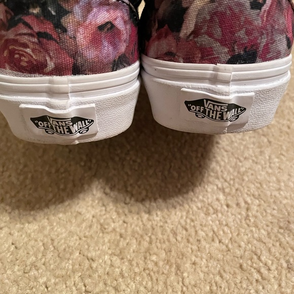 Vans floral pattern, womens size 5 - Picture 5 of 5